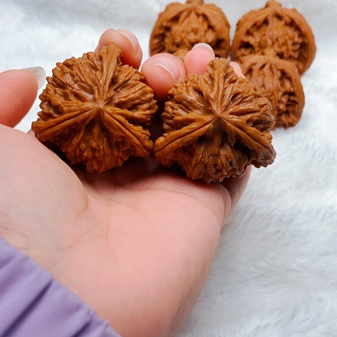 战***吊坠文玩核桃三棱