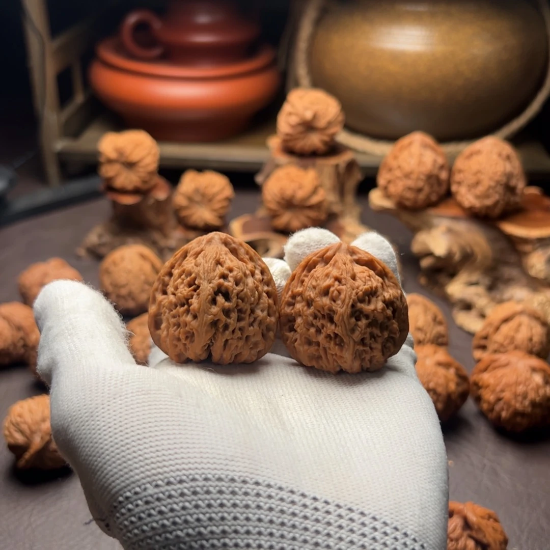 文玩核桃把件3*1逐鹿三角南将石