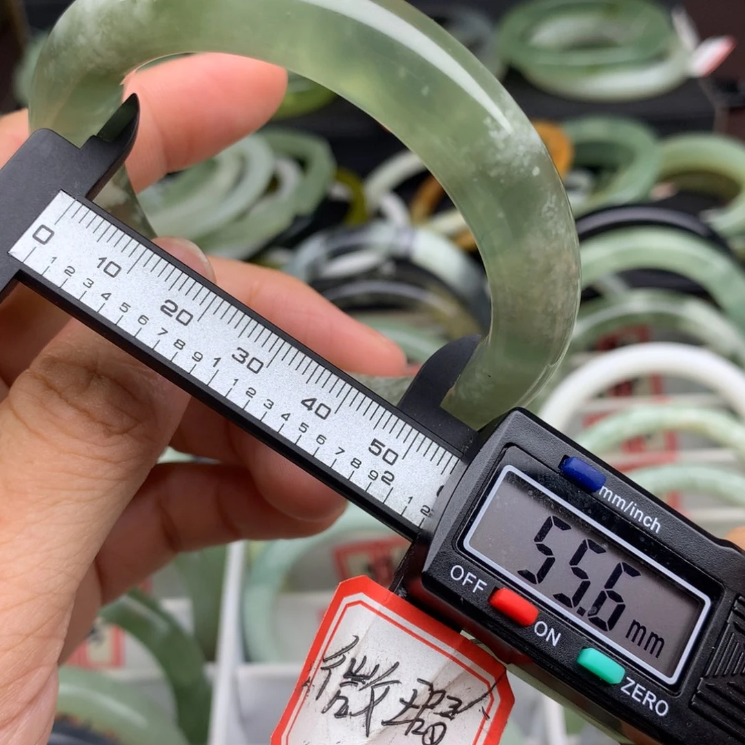 未镶嵌蛇纹石玉手镯534