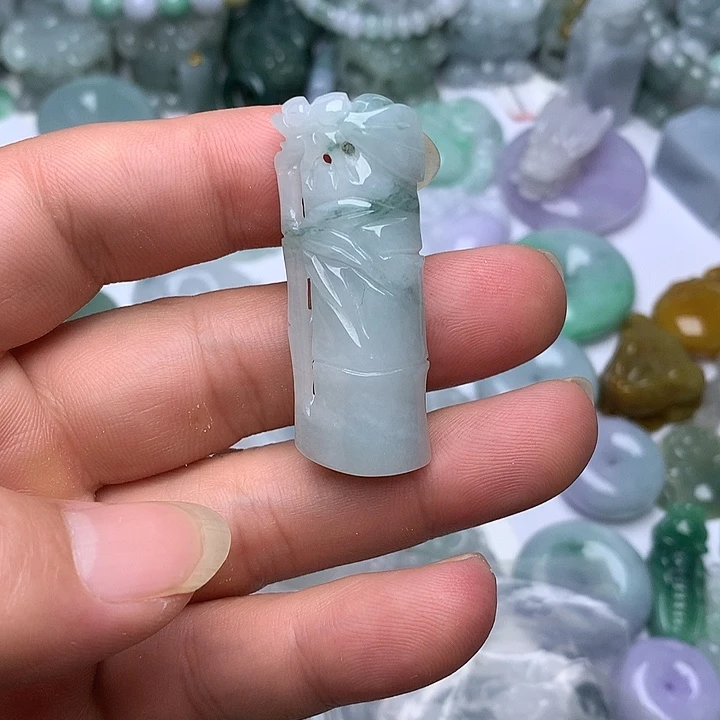 翡翠未镶嵌颈饰天然翡翠