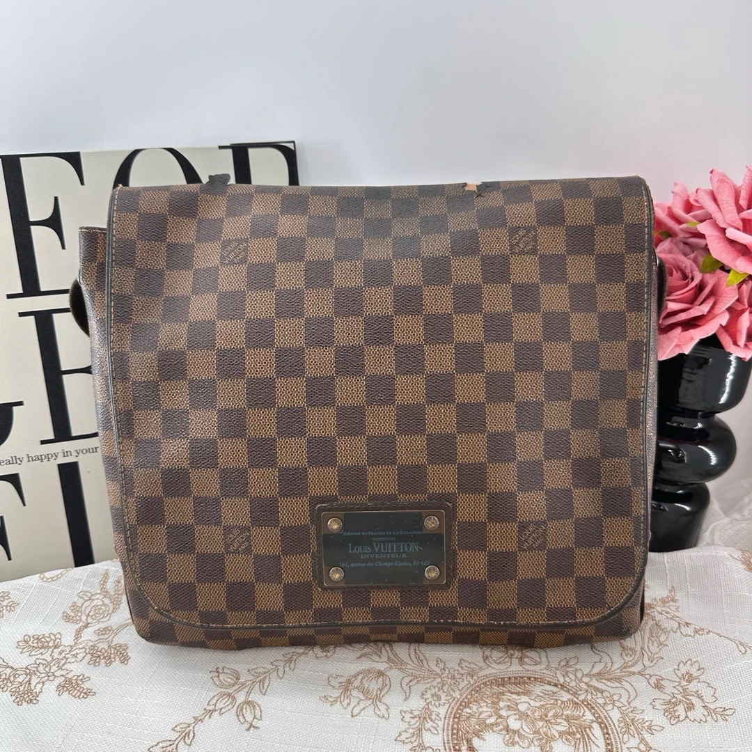 95新 LouisVuitton/路易威登 8375/LV棕棋盘格翻盖单肩斜挎包