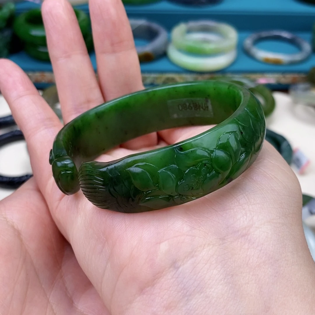 和田玉手镯61未镶嵌