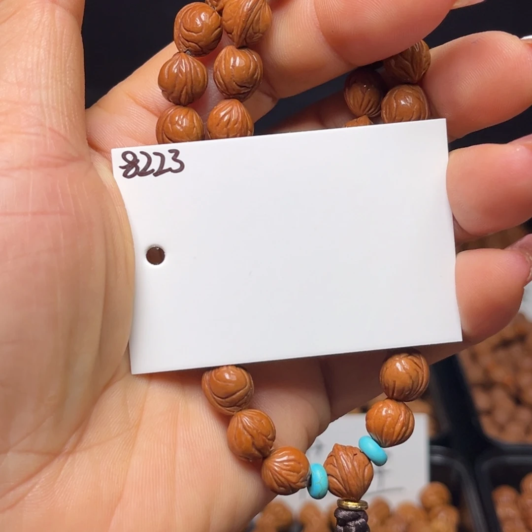 手串桃核小龙纹9左右成品