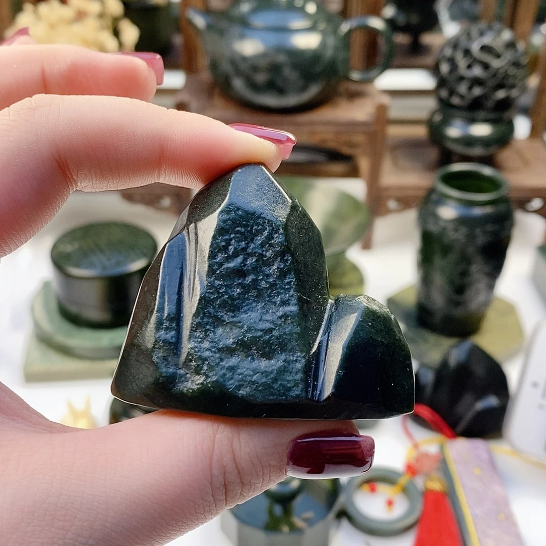 未镶嵌和田玉（青玉）挂件