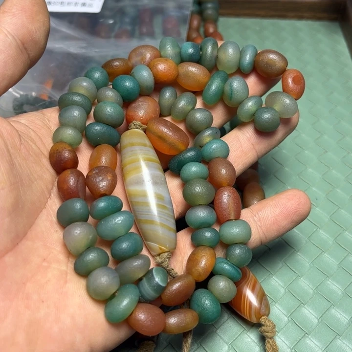 玻璃颈饰5073。福利1条