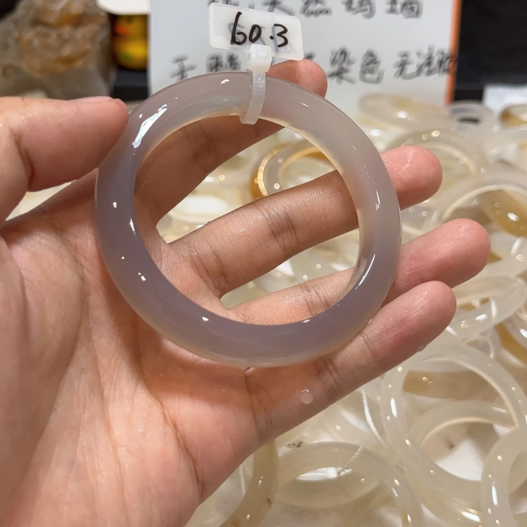 手镯玛瑙/玉髓合金?45