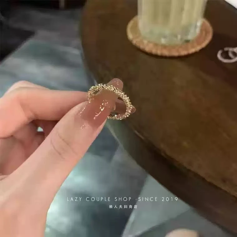 钛钢戒指 素圈戒指女款高级感闪亮轻奢小众设计精致气质波光粼粼