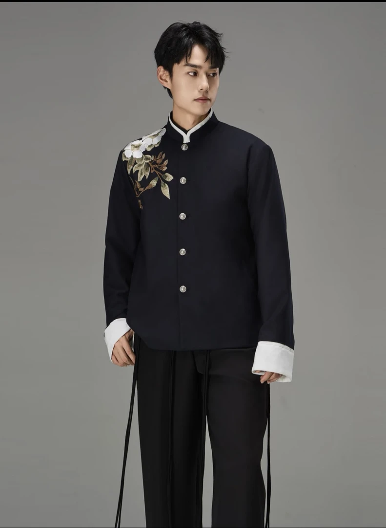 Q03-42124-CNE春秋季肩部刺绣花朵印花时尚潮流外套