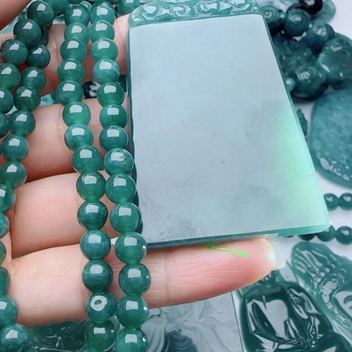 翡翠未镶嵌颈饰多样性发货天然A货翡翠