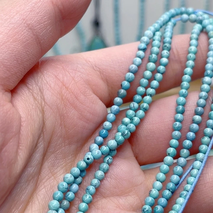 绿松石未镶嵌颈饰