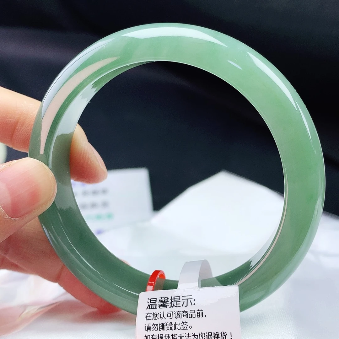翡翠手镯未镶嵌铃*59+圈