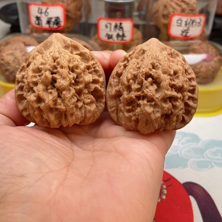 文玩核桃吊坠47官帽