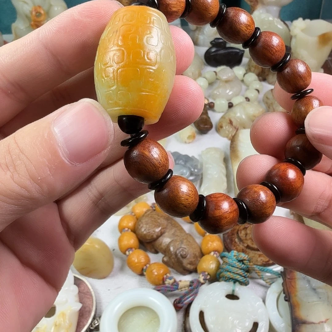 和田玉（糖玉）未镶嵌颈饰