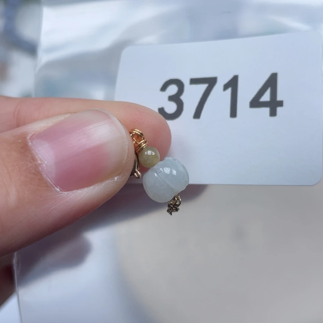 翡翠未镶嵌颈饰天然A货缅甸翡翠