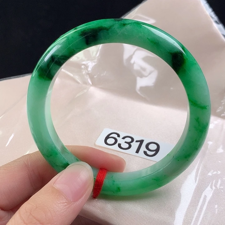 未镶嵌手镯翡翠58大瑕