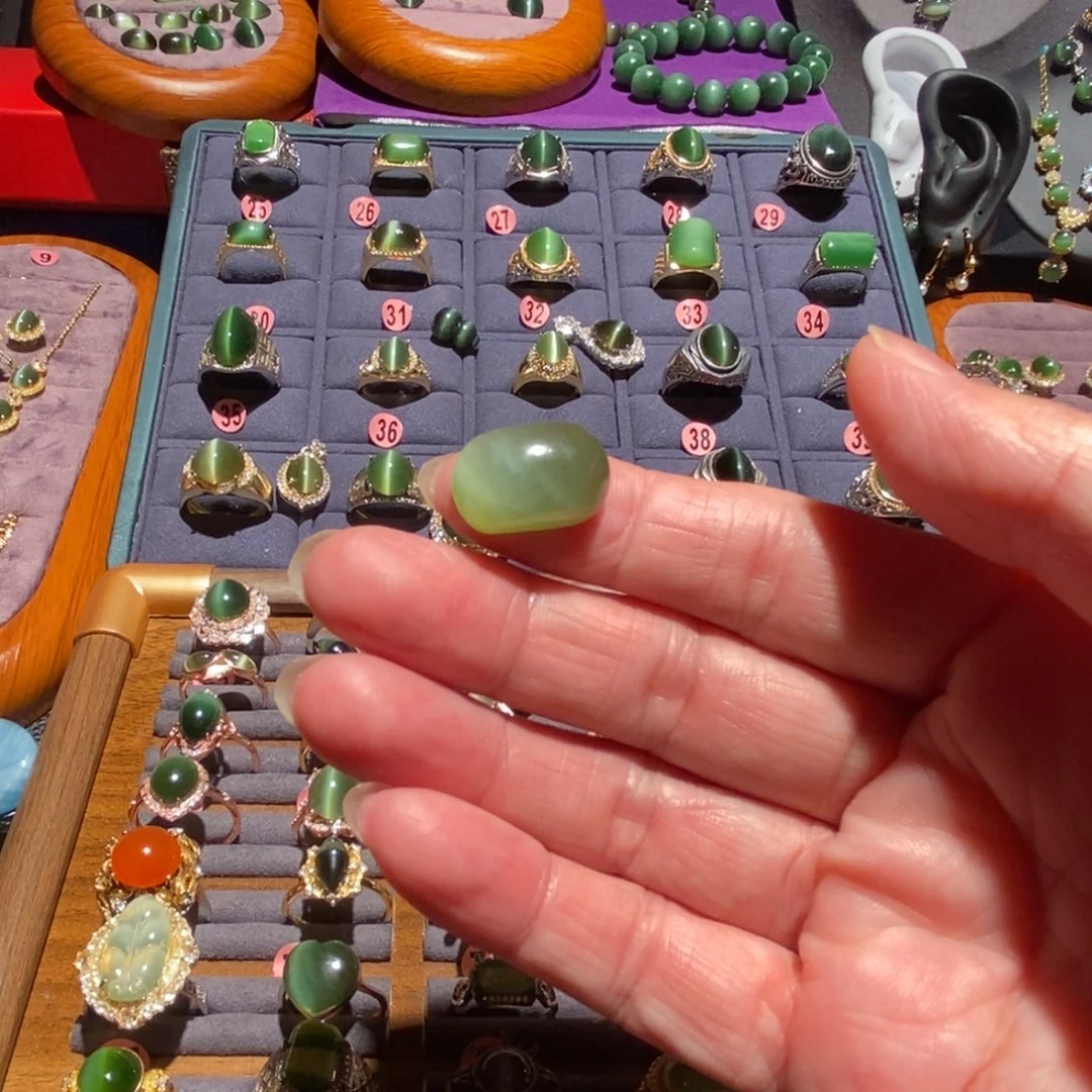 &***朵和田玉未镶嵌戒指