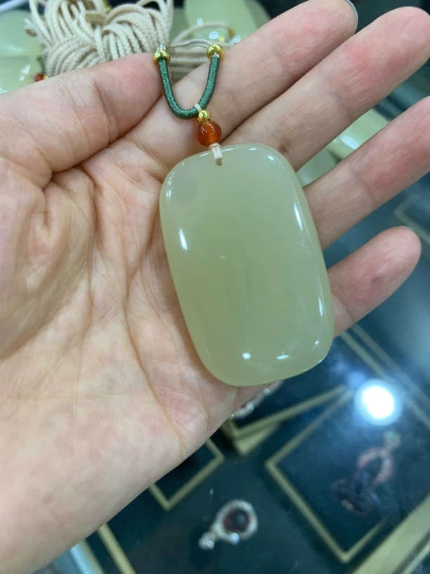 Hs21和田玉冰底无事牌蜂蜜水尺寸30/50