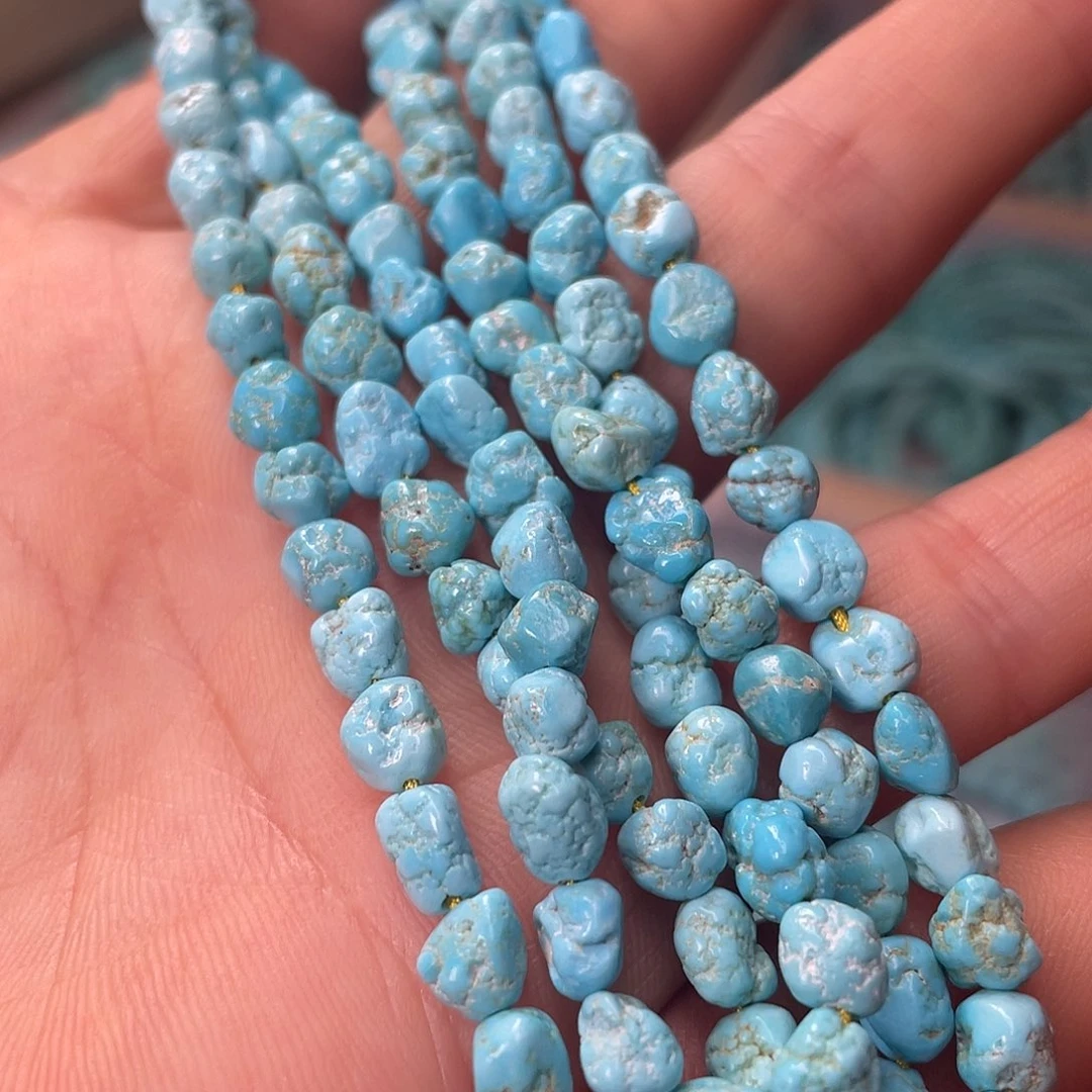 绿松石未镶嵌颈饰