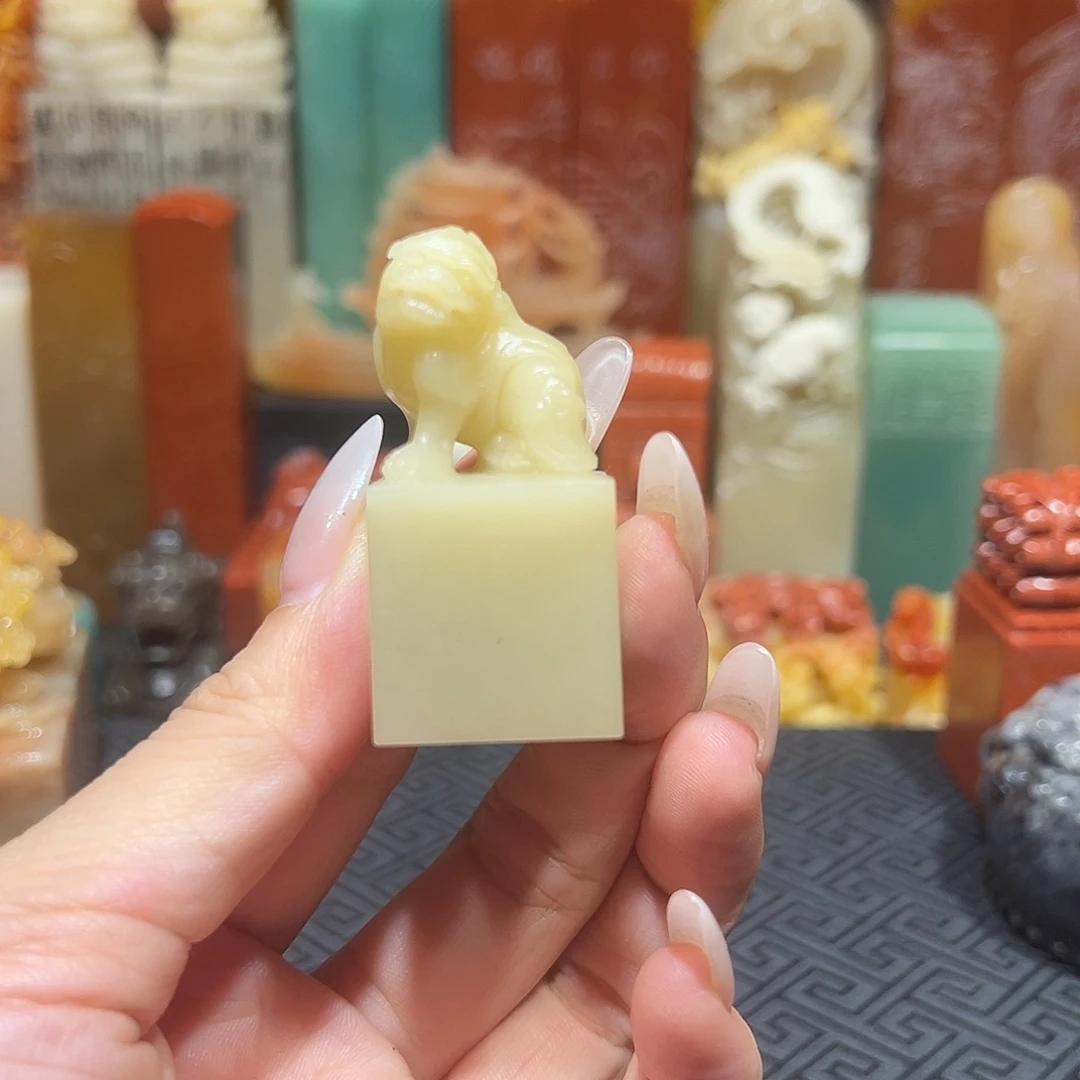 寿山石随机一个2.0-2.5