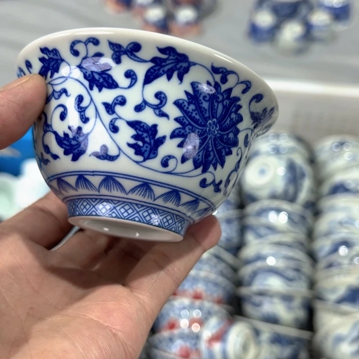 瓷片白青花缠枝莲压手杯全品