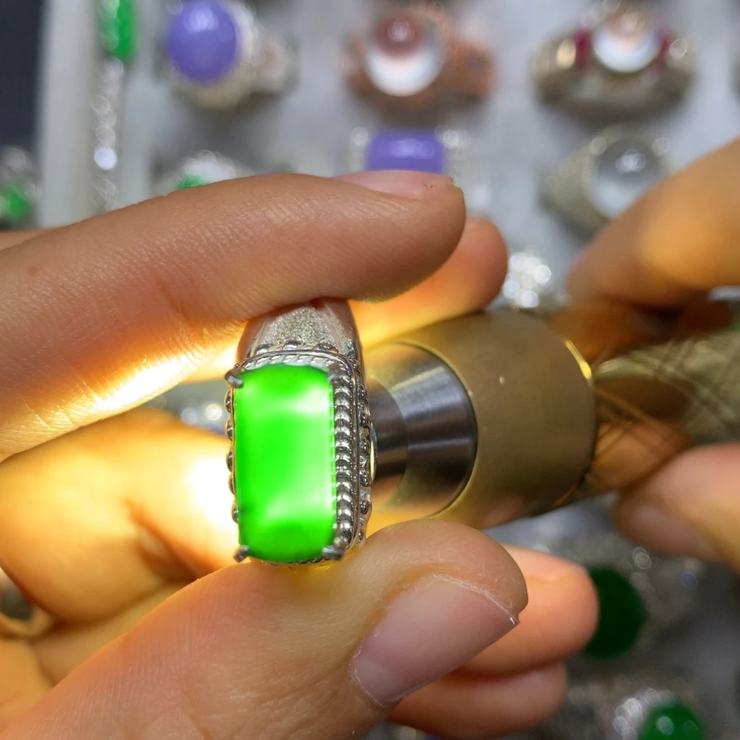 定制翡翠未镶嵌时尚买断不退