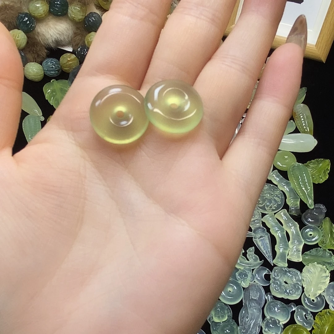 蛇纹石玉未镶嵌颈饰50一对儿