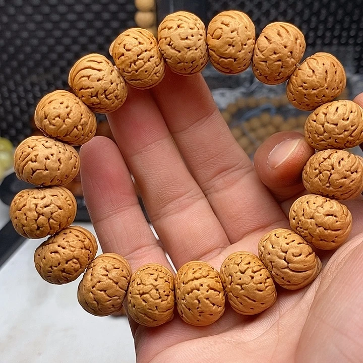 手串文玩核桃树王纽扣桃核