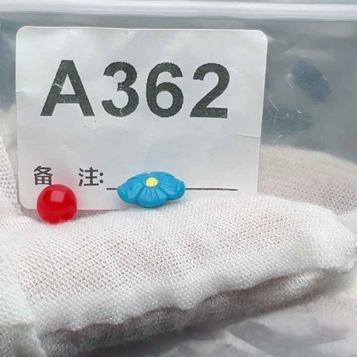 南红玛瑙未镶嵌珠宝奇石