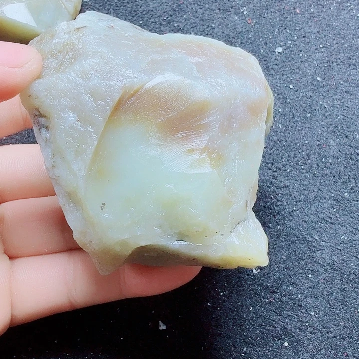 成***成未镶嵌和田玉（糖玉）珠宝半成品