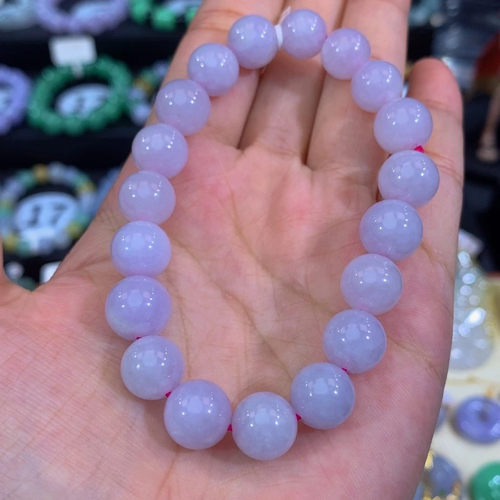 翡翠挂件未镶嵌翡翠