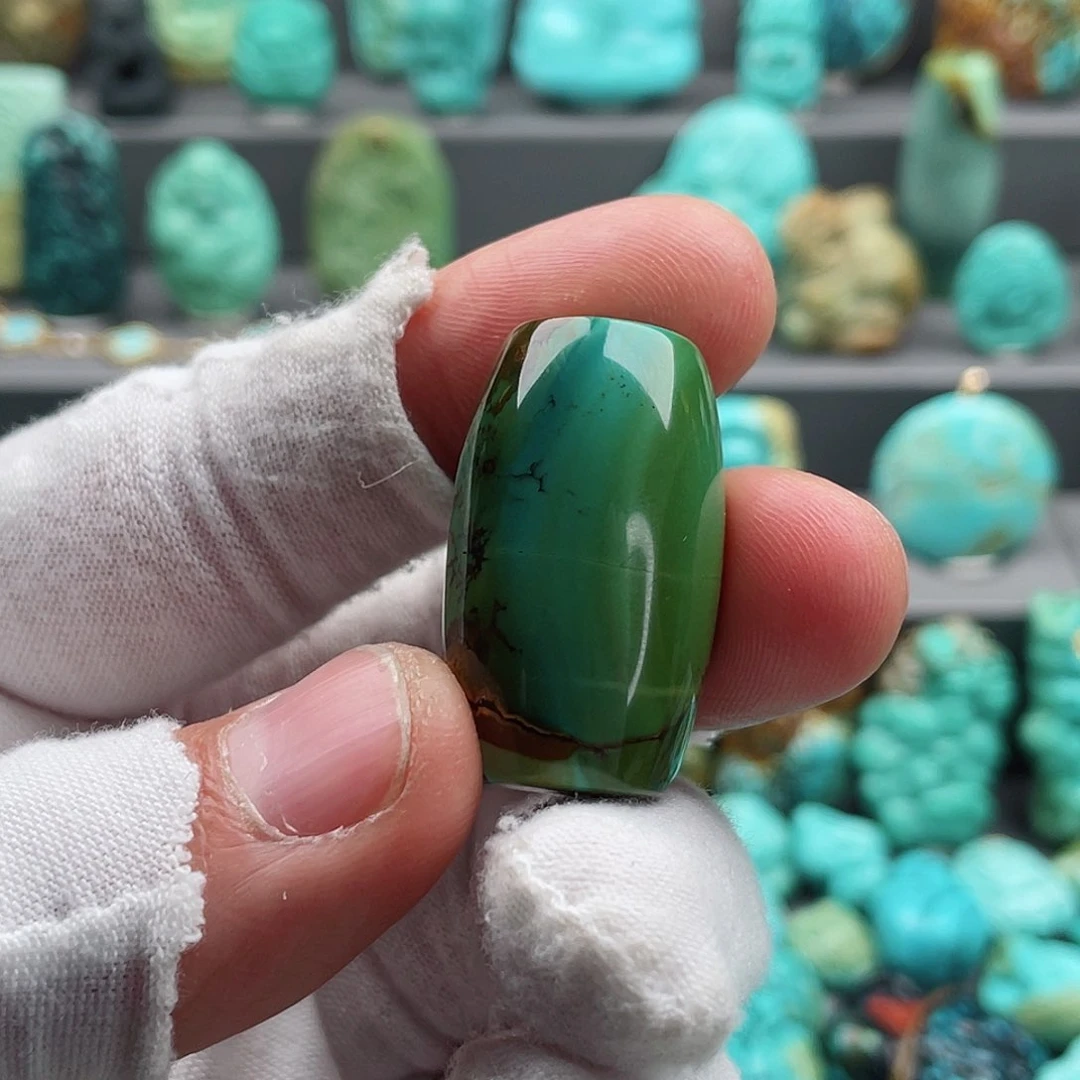 绿松石颈饰未镶嵌