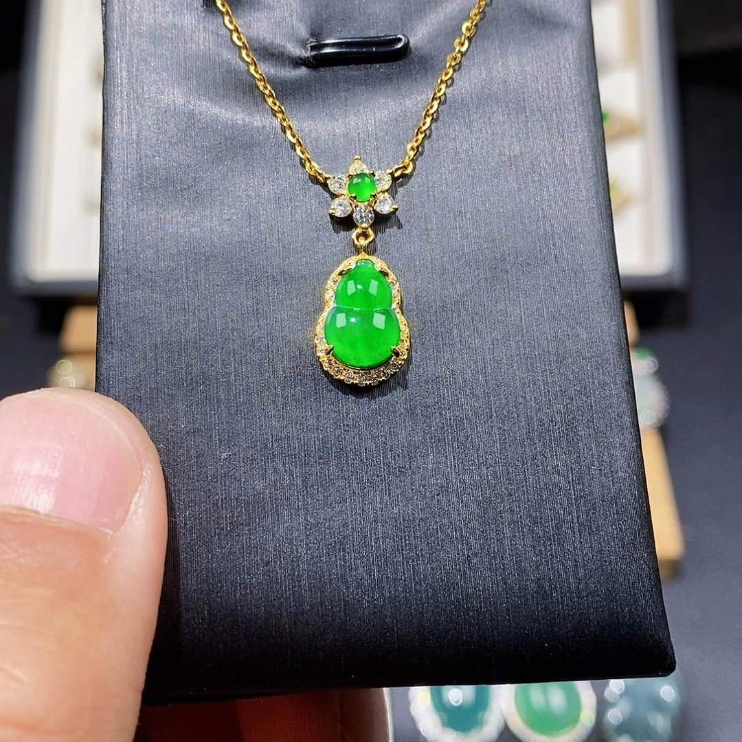 颈饰银S925镶嵌翡翠w w