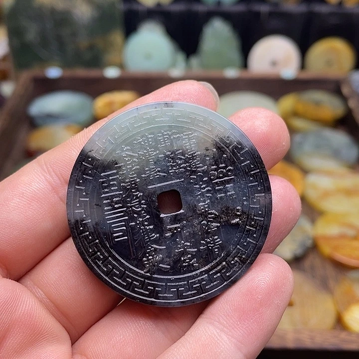 蛇纹石玉挂件未镶嵌l*K