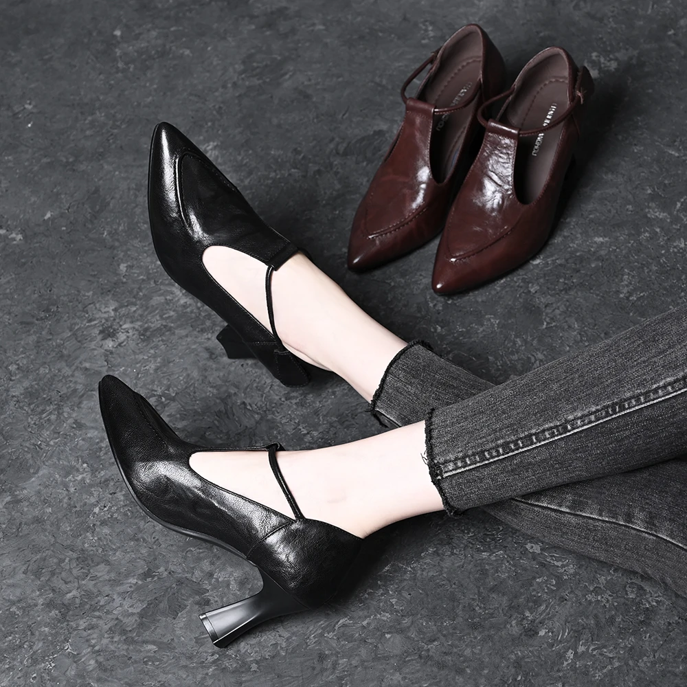 头层羊皮复古尖头浅口单鞋女春秋新款尖头粗跟一字魔术贴带高跟鞋