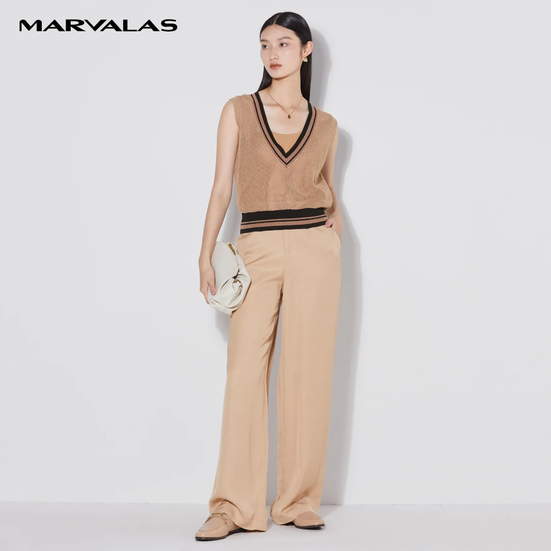 【曼德诗】纯色休闲裤女夏季腰部双扣设计优雅复古喇叭裤M130908