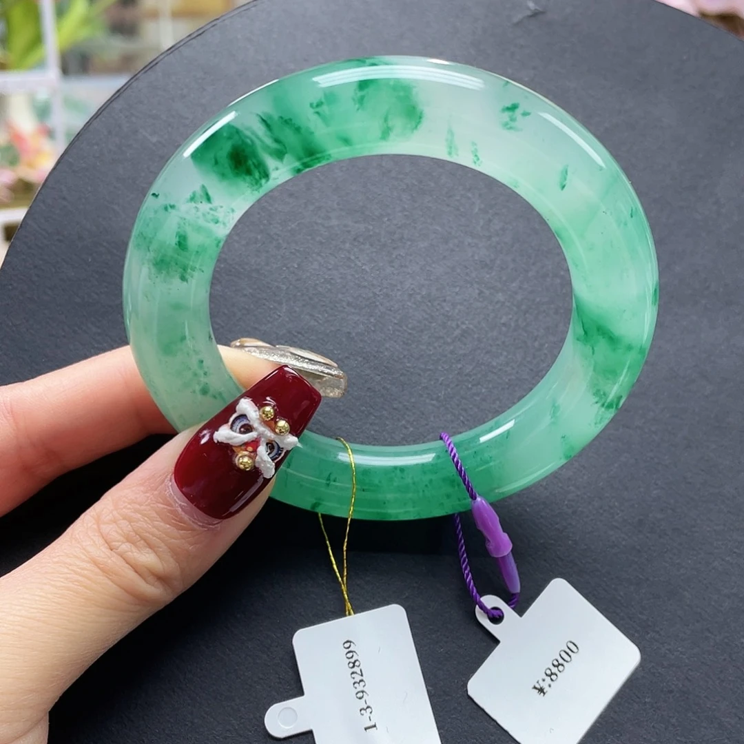 石英质玉未镶嵌手镯55