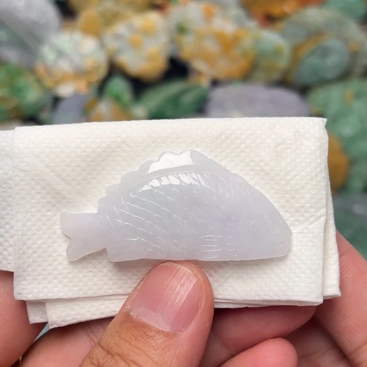 翡翠颈饰未镶嵌吊坠