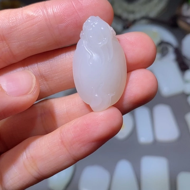 颈饰未镶嵌和田玉