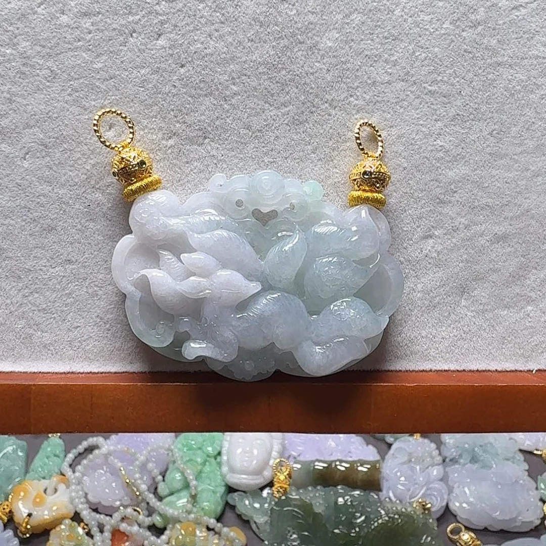 吊坠(赠链)未镶嵌翡翠