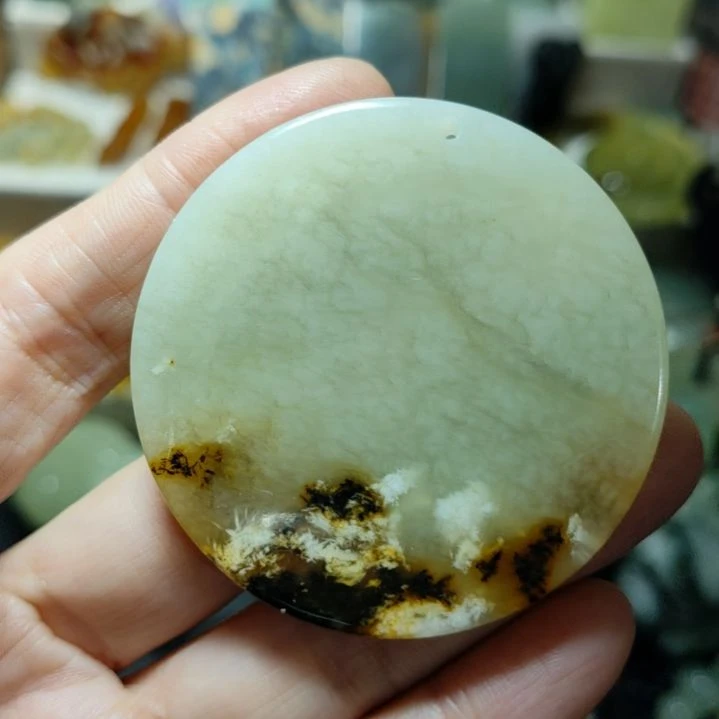 岫玉未镶嵌挂坠款式