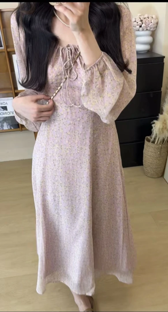 甜美泡泡袖碎花时尚长袖连衣裙圆领灯笼袖裙子