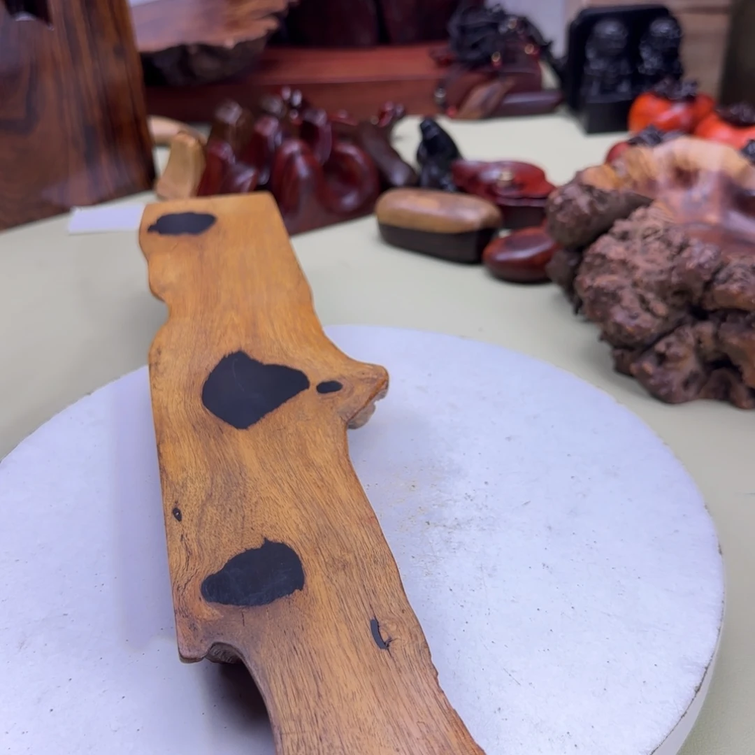 大果紫檀（缅甸花梨）用****)