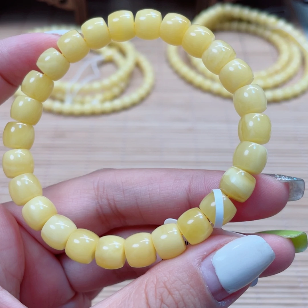 蜜蜡未镶嵌裸石蜜蜡93