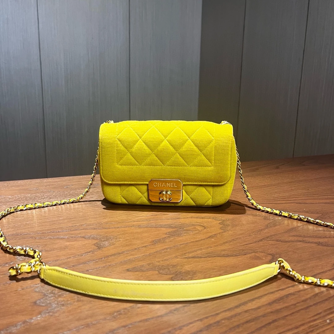 99新 Chanel/香奈儿 matelasse方胖子斜挎包 19开 尺寸19x13 xs