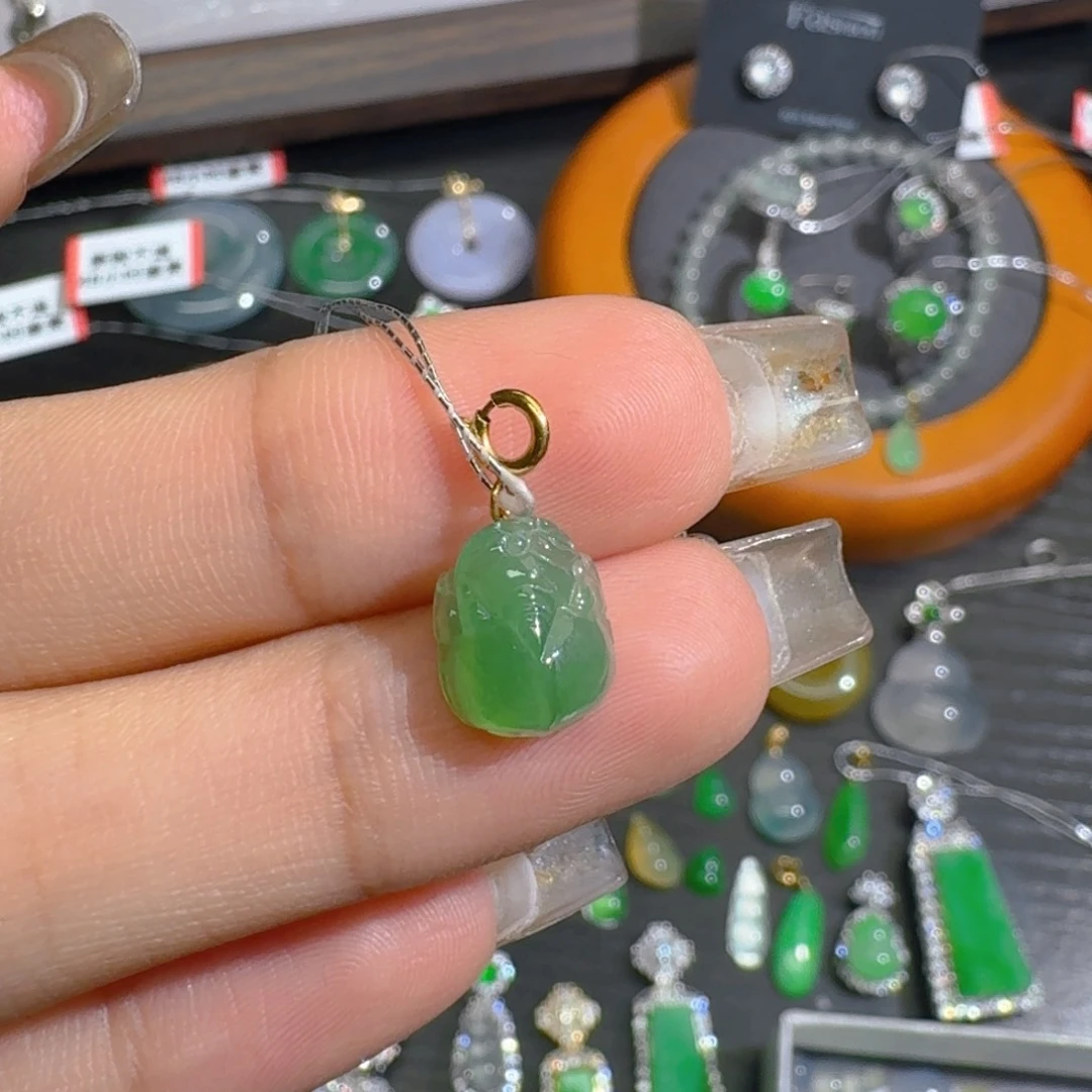 橙***彬翡翠18K金镶嵌吊坠(不含链)