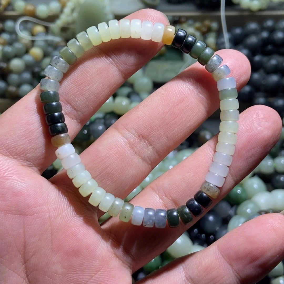 项链未镶嵌和田玉（糖玉）