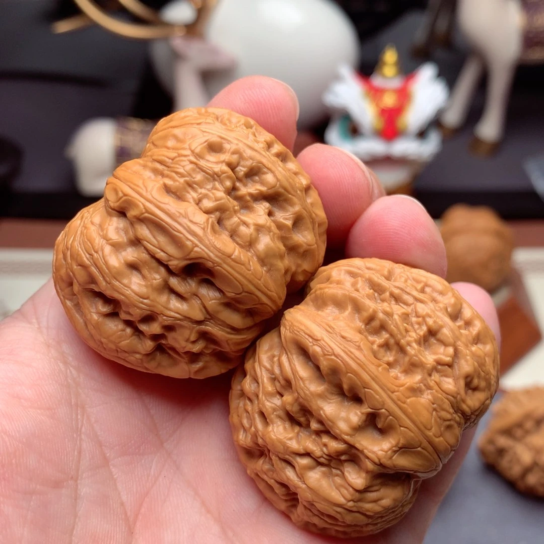 文玩核桃把件懒*龙平谷元宝  1号