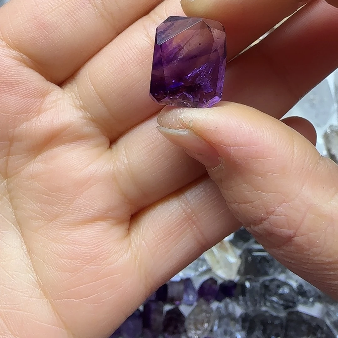 水晶未镶嵌珠宝半成品