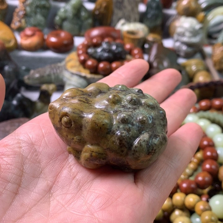 未镶嵌岫岩河磨玉（透闪石质玉）把件古****0