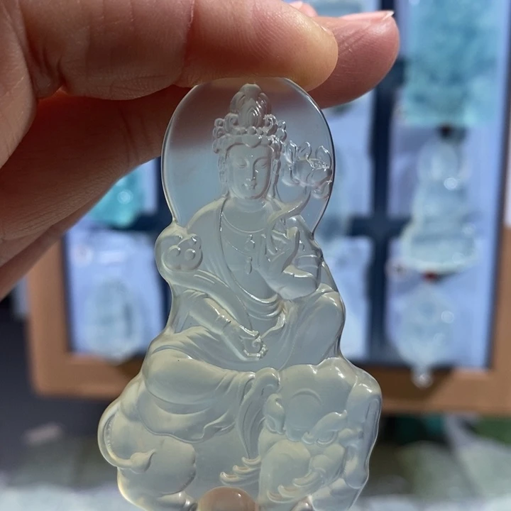 岫玉未镶嵌颈饰吊坠